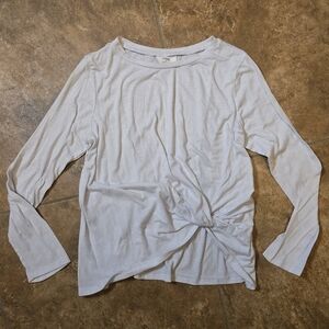 White Frontal Twist | IVOIRE | Long Sleeve